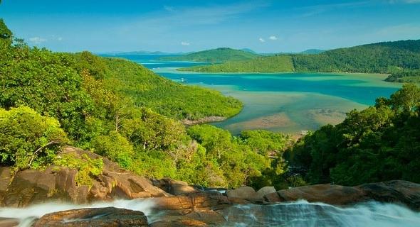 Menikmati Keindahan Pulau-pulau di Kepulauan Riau yang Memukau