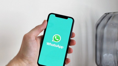 Peringatan! HP Android dan iPhone Ini Tidak Bisa Lagi Menggunakan WhatsApp Mulai Besok